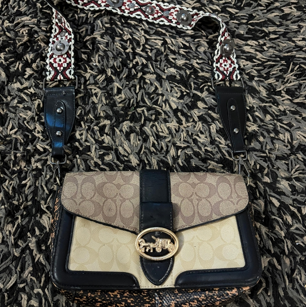 Coach Jade Shoulder Bag Signature Canvas Leopard Print Crossbody Handbag F90782